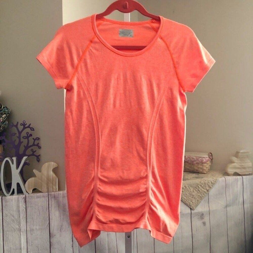 Athleta sz M Bright Orange Workout Tee